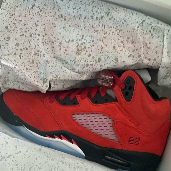 Jordan 5s - Raging Bull - Picture 2 of 2